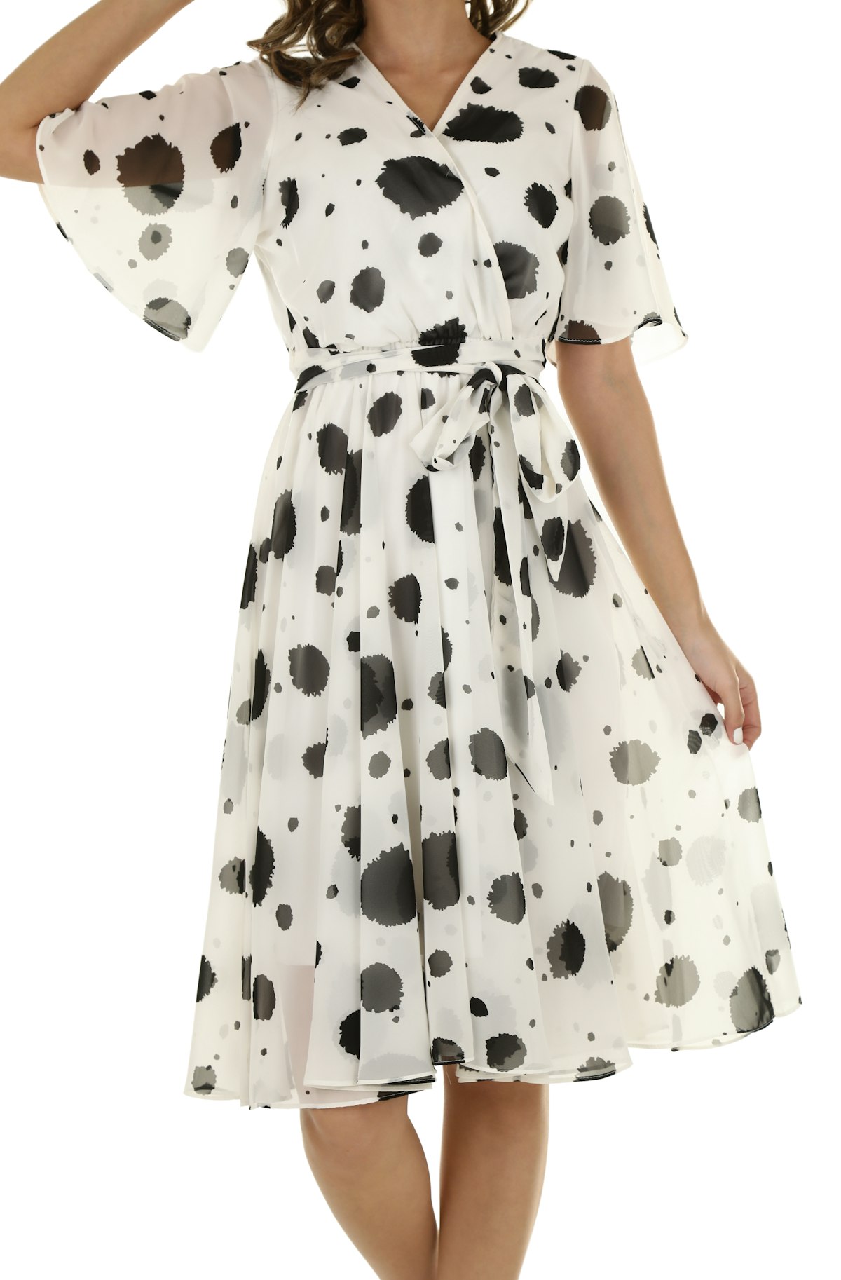 Vestido Midi Premium à venda na vitrine